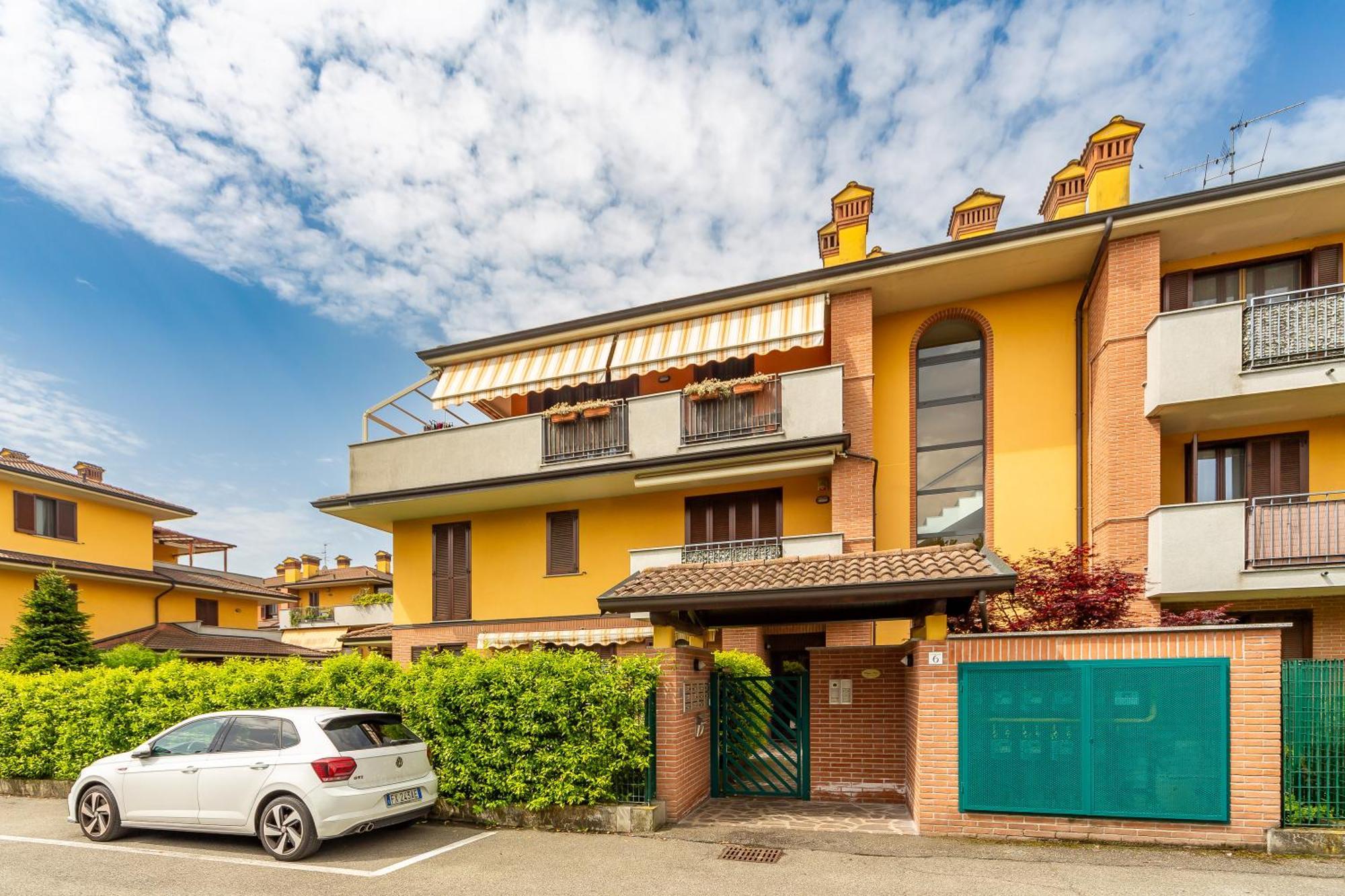 El Sol Residence - Modern House Near Milan Dresano Exteriör bild